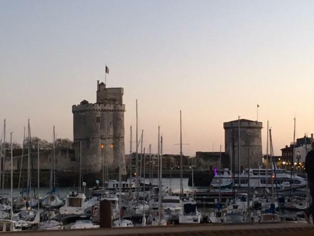 "La Mercerie" La Rochelle  Esterno foto